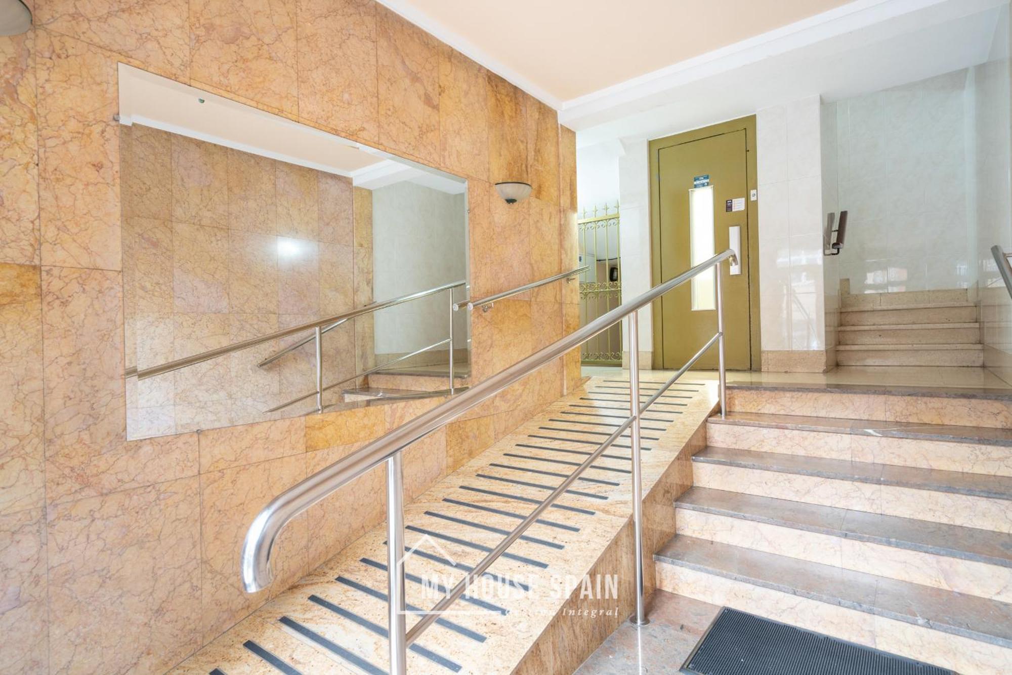 Myhousespain - Piso 3 Habitaciones Cerca Playa San Lorenzo Gijón Kültér fotó
