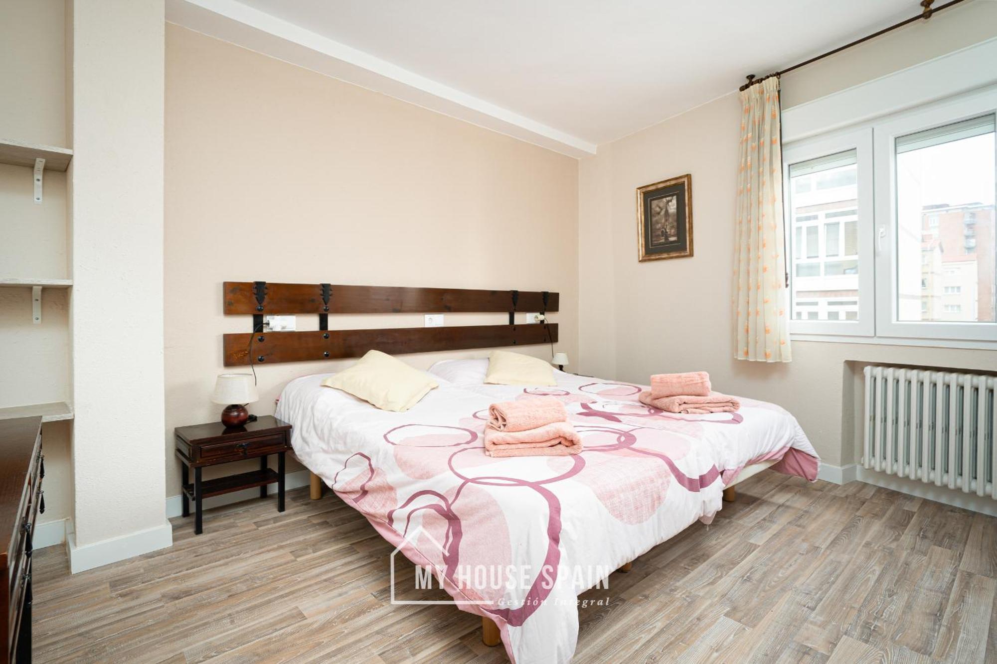 Myhousespain - Piso 3 Habitaciones Cerca Playa San Lorenzo Gijón Kültér fotó